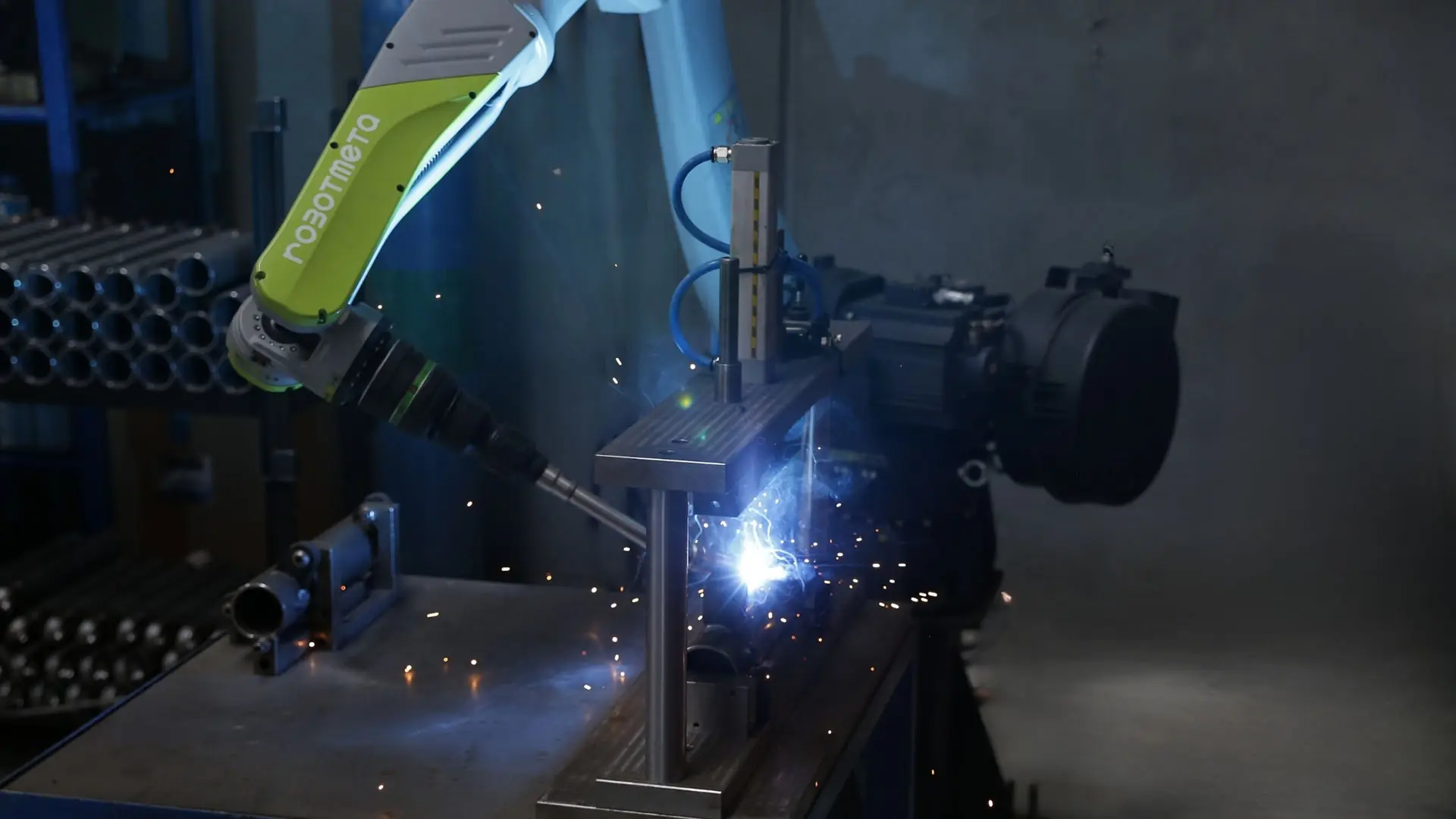 Robotic welding at Özteknik